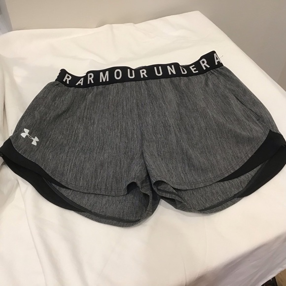 👚 Bundle of 5 Women’s Shorts – Size Medium - Picture 5 of 8